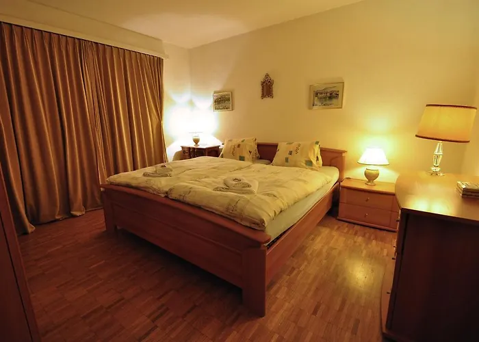 Beaulieu-2 By Interhome زيرمات